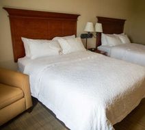 Hampton Inn & Suites Grenada Room