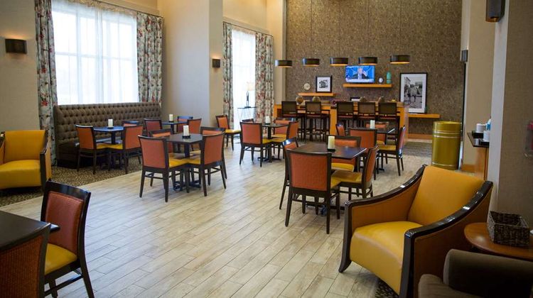Hampton Inn & Suites Grenada Lobby