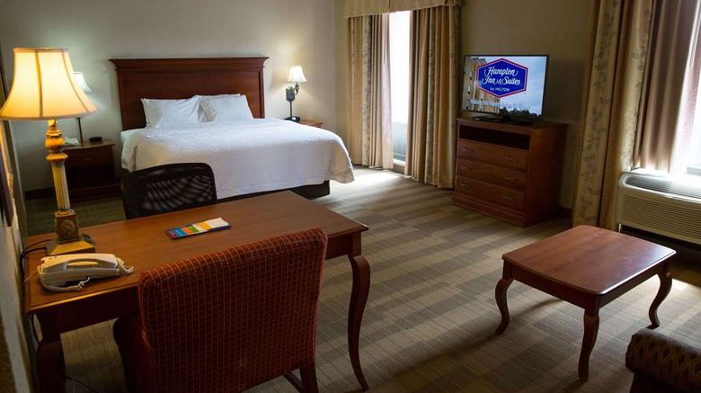 <b>Hampton Inn & Suites Grenada Room</b>. Images powered by <a href="https://iceportal.shijigroup.com/" title="IcePortal" target="_blank">IcePortal</a>.