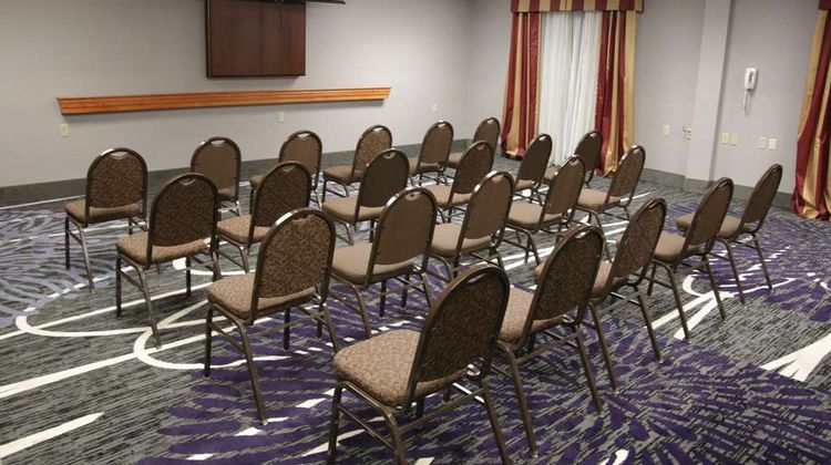 Hampton Inn & Suites Grenada Meeting