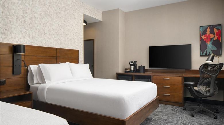 <b>Hilton Garden Inn/Midtown Park Avenue Room</b>. Images powered by <a href="https://iceportal.shijigroup.com/" title="IcePortal" target="_blank">IcePortal</a>.