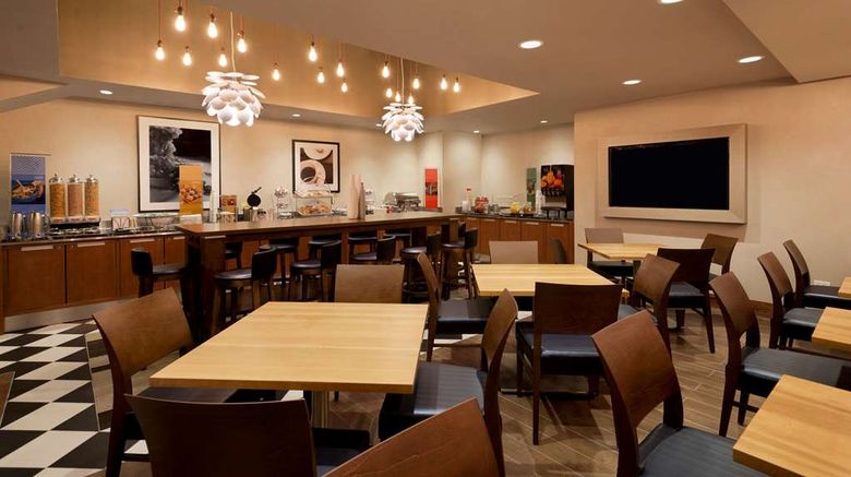 <b>Hampton Inn Manhattan/Downtown-Financial Restaurant</b>. Images powered by <a href="https://iceportal.shijigroup.com/" title="IcePortal" target="_blank">IcePortal</a>.