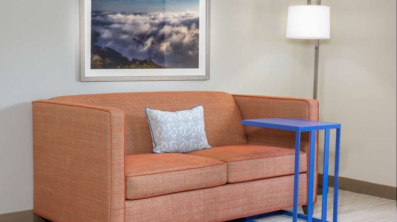 <b>Hampton Inn Harriman Woodbury Room</b>. Images powered by <a href="https://iceportal.shijigroup.com/" title="IcePortal" target="_blank">IcePortal</a>.