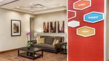 <b>Hampton Inn Manhattan Grand Central Lobby</b>. Images powered by <a href="https://iceportal.shijigroup.com/" title="IcePortal" target="_blank">IcePortal</a>.
