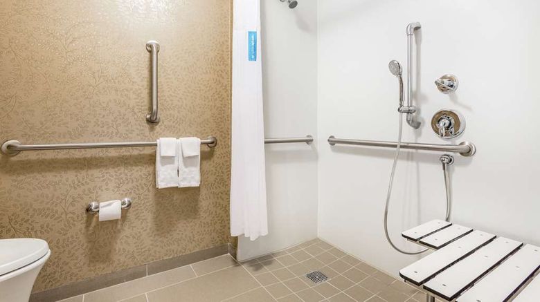 <b>Hampton Inn Manhattan Grand Central Room</b>. Images powered by <a href="https://iceportal.shijigroup.com/" title="IcePortal" target="_blank">IcePortal</a>.