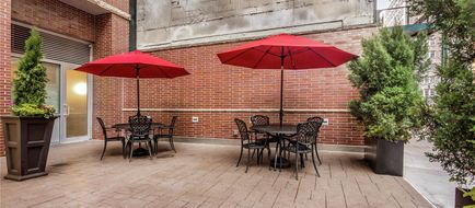 Hampton Inn Manhattan Grand Central Exterior