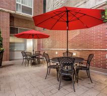 Hampton Inn Manhattan Grand Central Exterior