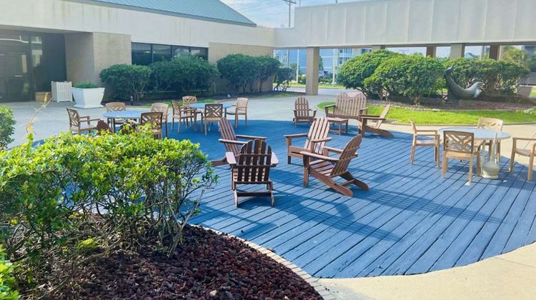 DoubleTree by Hilton Atlantic Beach Exterior