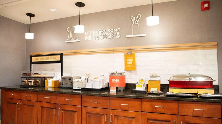 Hampton Inn & Suites Jacksonville Restaurant