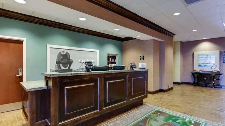 <b>Hampton Inn & Suites Swansboro Lobby</b>. Images powered by <a href="https://iceportal.shijigroup.com/" title="IcePortal" target="_blank">IcePortal</a>.