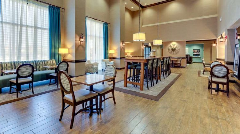 <b>Hampton Inn & Suites Swansboro Restaurant</b>. Images powered by <a href="https://iceportal.shijigroup.com/" title="IcePortal" target="_blank">IcePortal</a>.