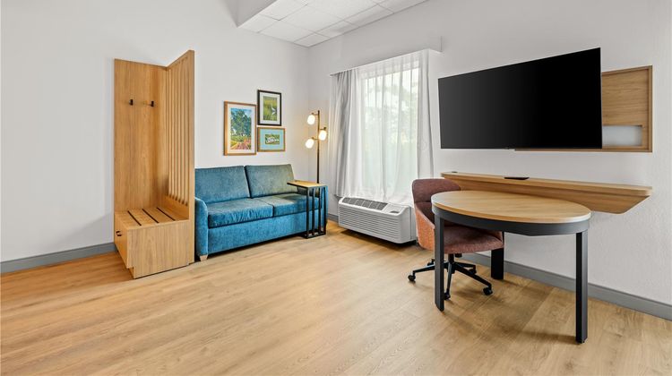 Hampton Inn & Suites Swansboro Room