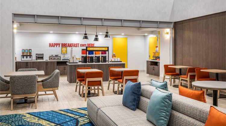 Hampton Inn & Suites Oakland Airport Restaurant
