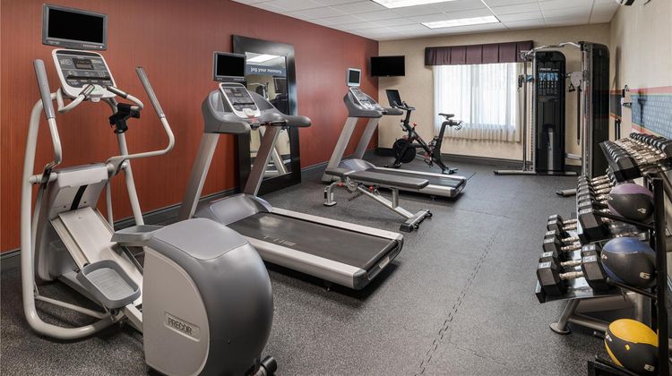 Hampton Inn & Suites Oakland Airport Health