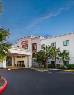 Hampton Inn & Suites Oakland Airport