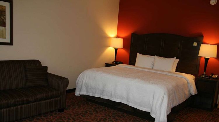 Hampton Inn Union City Room