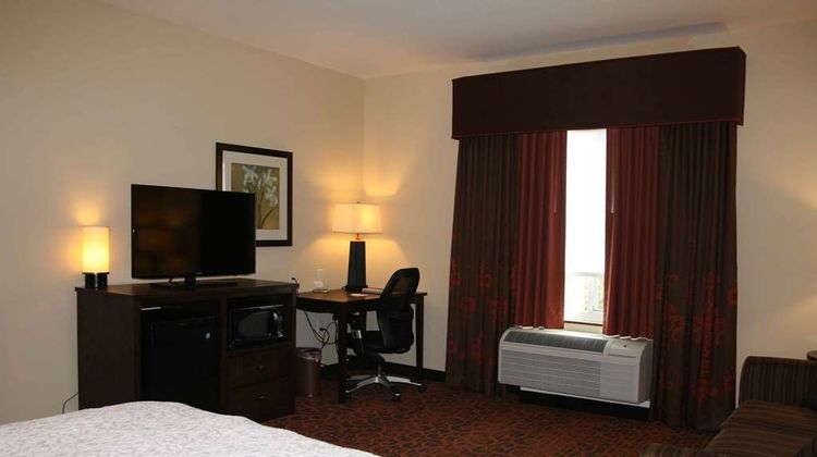 Hampton Inn Union City Room