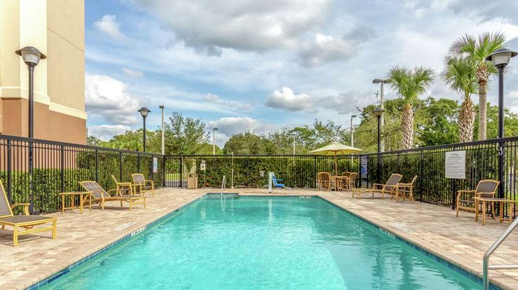 Hampton Inn Okeechobee Pool