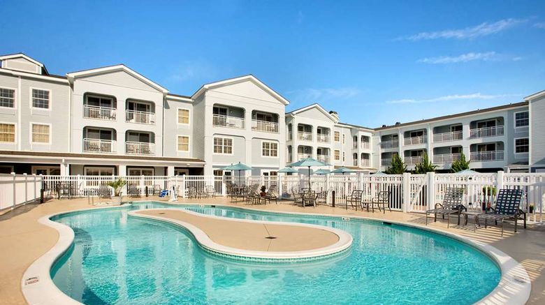 <b>Hampton Inn & Suites Outer Banks Corolla Pool</b>. Images powered by <a href="https://iceportal.shijigroup.com/" title="IcePortal" target="_blank">IcePortal</a>.