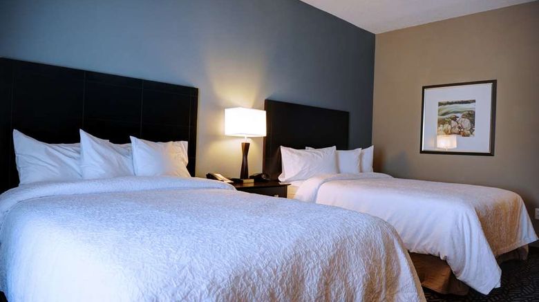 <b>Hampton Inn Crystal River Room</b>. Images powered by <a href="https://iceportal.shijigroup.com/" title="IcePortal" target="_blank">IcePortal</a>.
