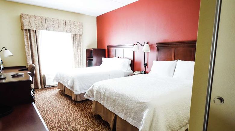 <b>Hampton Inn & Suites Ocala - Belleview Room</b>. Images powered by <a href="https://iceportal.shijigroup.com/" title="IcePortal" target="_blank">IcePortal</a>.