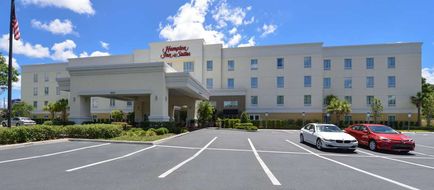 Hampton Inn & Suites Ocala Exterior