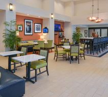 Hampton Inn & Suites Ocala Lobby