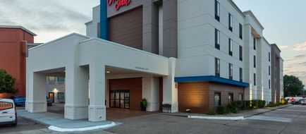 Hampton Inn Norfolk Exterior