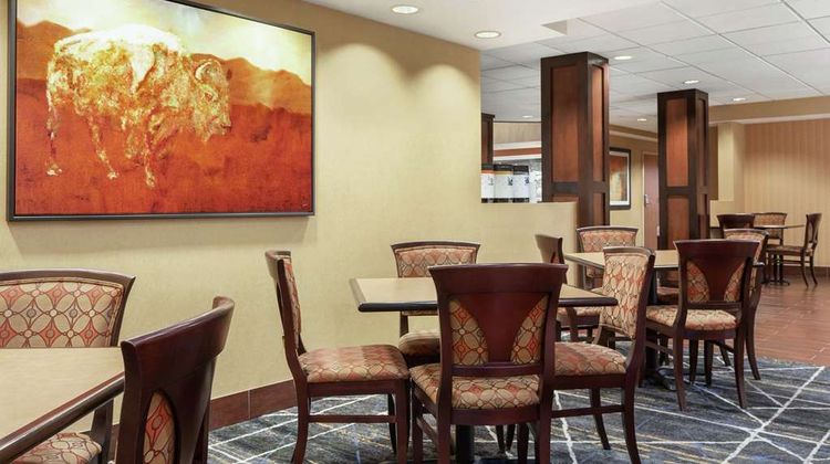 Hampton Inn Oklahoma City-I-40 E Restaurant