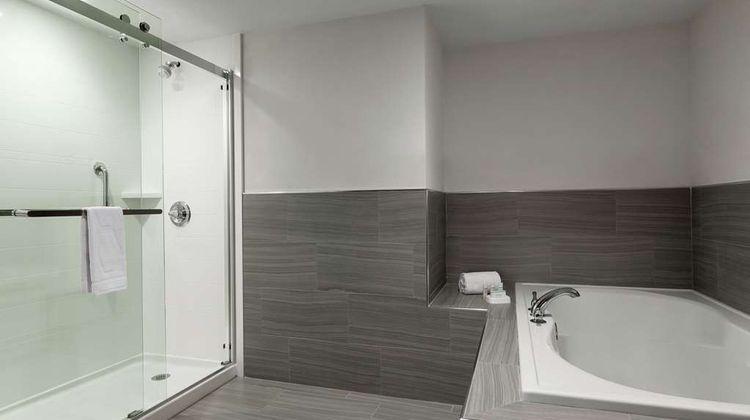 Hampton Inn Oklahoma City-I-40 E Room