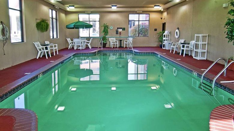 <b>Hampton Inn Oklahoma City Northwest Pool</b>. Images powered by <a href="https://iceportal.shijigroup.com/" title="IcePortal" target="_blank">IcePortal</a>.