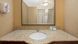 Hampton Inn & Suites by Hilton OKC South Room