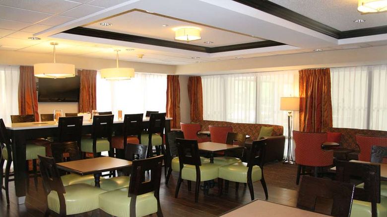 <b>Hampton Inn Olive Branch Restaurant</b>. Images powered by <a href="https://iceportal.shijigroup.com/" title="IcePortal" target="_blank">IcePortal</a>.