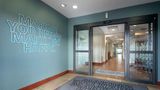 <b>Hampton Inn Bellevue Exterior</b>. Images powered by <a href="https://iceportal.shijigroup.com/" title="IcePortal" target="_blank">IcePortal</a>.