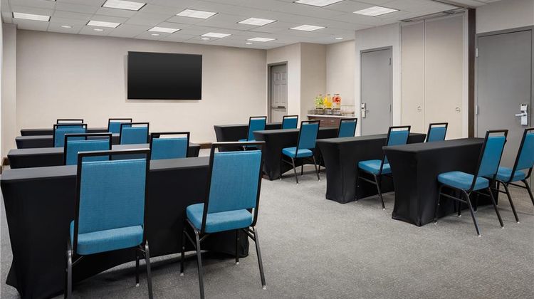 Hampton Inn & Suites Omaha Downtown Meeting