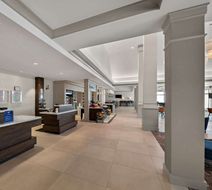 Hilton Garden Inn - Omaha East Lobby