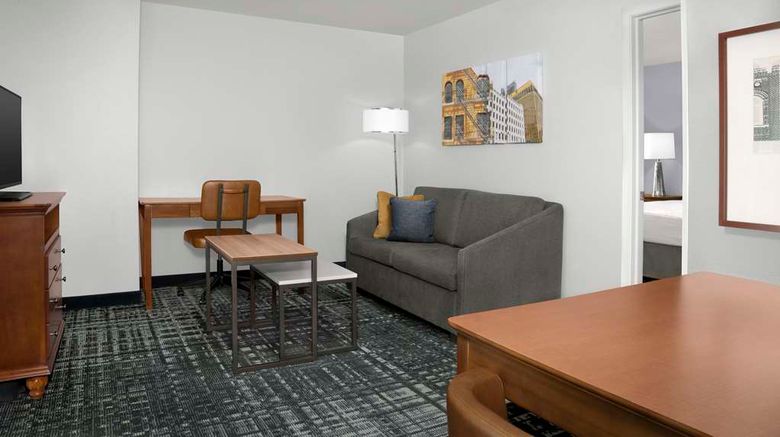 <b>Homewood Suites by Hilton Omaha Downtown Room</b>. Images powered by <a href="https://iceportal.shijigroup.com/" title="IcePortal" target="_blank">IcePortal</a>.
