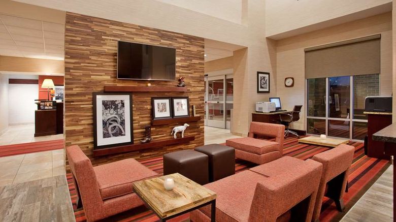 <b>Hampton Inn & Suites - La Vista Lobby</b>. Images powered by <a href="https://iceportal.shijigroup.com/" title="IcePortal" target="_blank">IcePortal</a>.