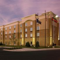 Hampton Inn & Suites - La Vista