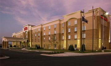 Hampton Inn & Suites - La Vista