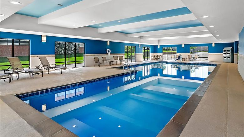 <b>Hampton Inn Omaha/West Dodge Road Pool</b>. Images powered by <a href="https://iceportal.shijigroup.com/" title="IcePortal" target="_blank">IcePortal</a>.
