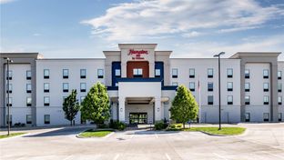 Hampton Inn Omaha/West Dodge Road