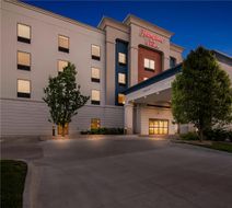 Hampton Inn Omaha/West Dodge Road Exterior