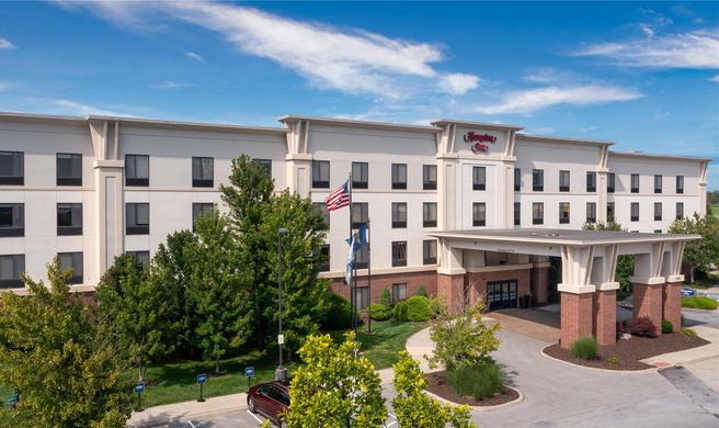 Hampton Inn Omaha West-Lakeside Exterior