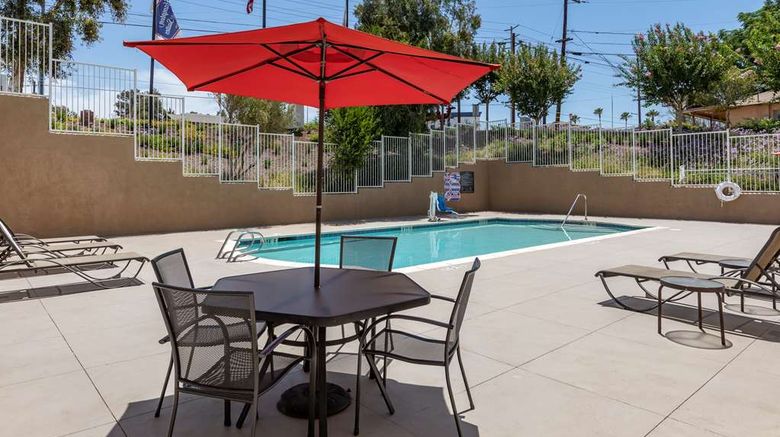 <b>Hampton Inn Norco Corona Pool</b>. Images powered by <a href="https://iceportal.shijigroup.com/" title="IcePortal" target="_blank">IcePortal</a>.