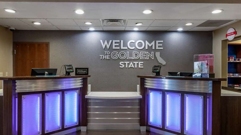 <b>Hampton Inn Norco Corona Lobby</b>. Images powered by <a href="https://iceportal.shijigroup.com/" title="IcePortal" target="_blank">IcePortal</a>.