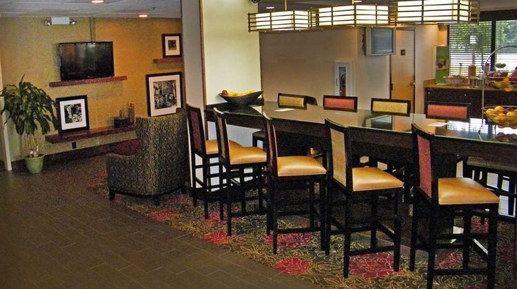 Hampton Inn Norfolk/Chesapeake Lobby