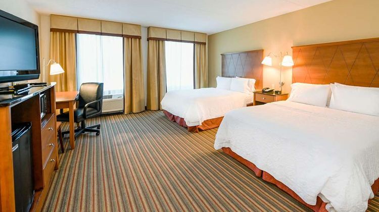 Hampton Inn Hampton-Newport News Room