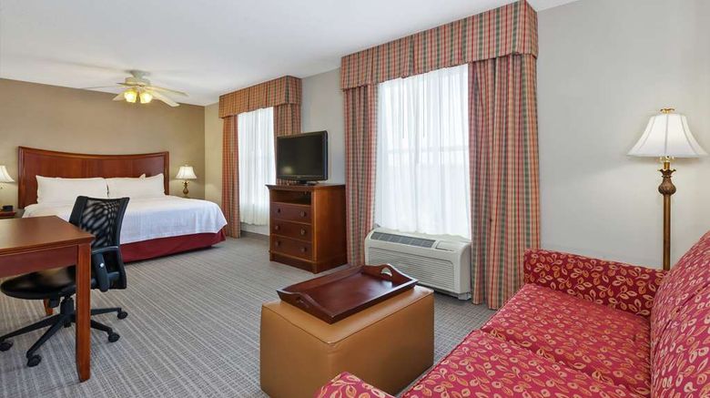 <b>Homewood Suites by Hilton Room</b>. Images powered by <a href="https://iceportal.shijigroup.com/" title="IcePortal" target="_blank">IcePortal</a>.