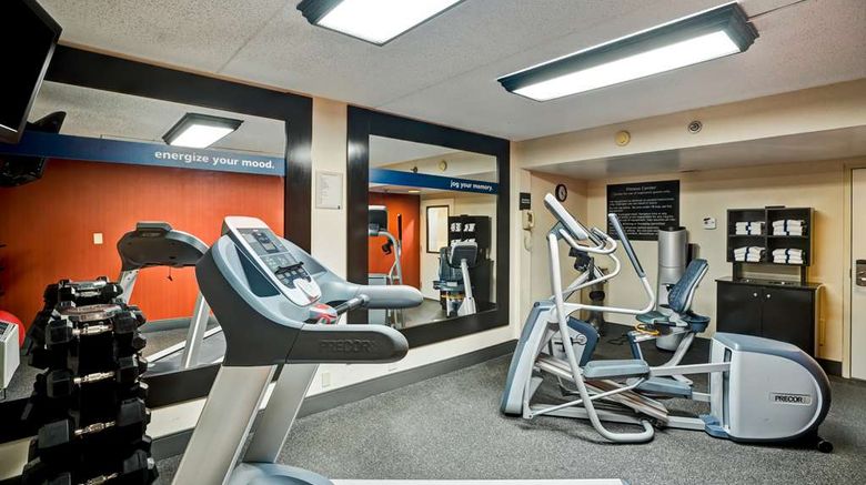 <b>Hampton Inn Norfolk-Naval Base Health</b>. Images powered by <a href="https://iceportal.shijigroup.com/" title="IcePortal" target="_blank">IcePortal</a>.